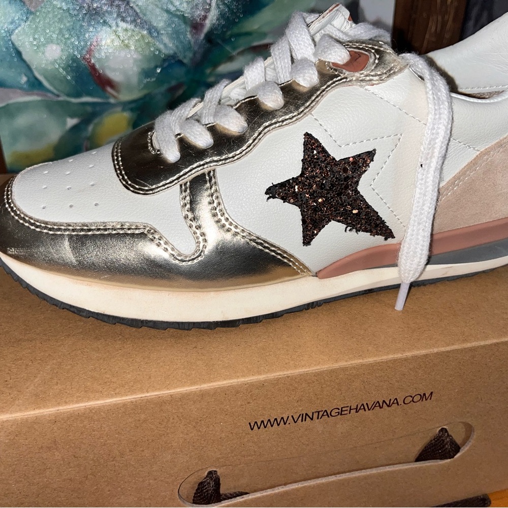 Vintage Havana shoes. Great condition.